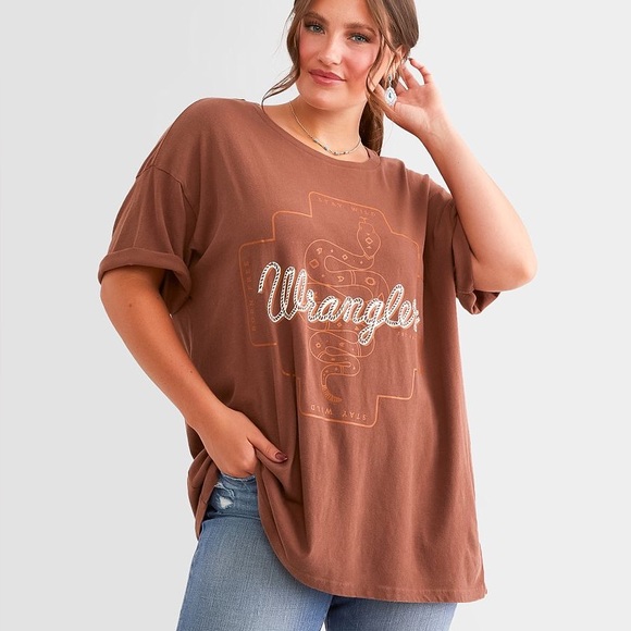 Wrangler Tops - NWT Wrangler Women's Oversized Brown Graphic Tee L